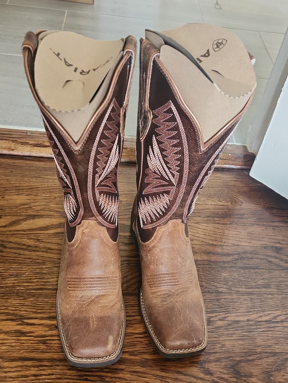 Ariat Round Up Ruidoso Womens 8.5 Wide